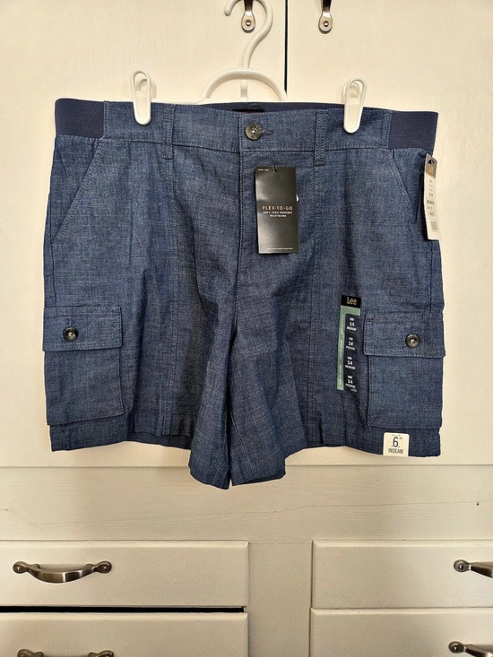 Lee Women's Chambeay Shorts in Blue Size 14 NWT